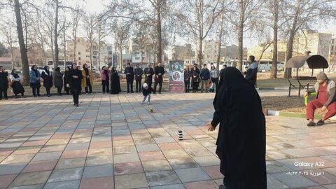 جشنواره ورزشی خانواده بزرگ بهزیستی ساوجبلاغ در پارک خانواده