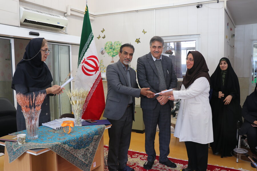 تجلیل از مادریاران  شیرخوارگاه مادر کرمان