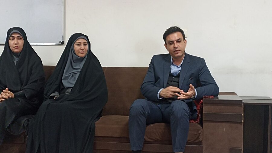 بازدید مدیرکل فرهنگی و اجتماعی استانداری،مدیرکل امور بانوان و خانواده استانداری و مشاورین بانوان دستگاه ها از «خانه تلاش»