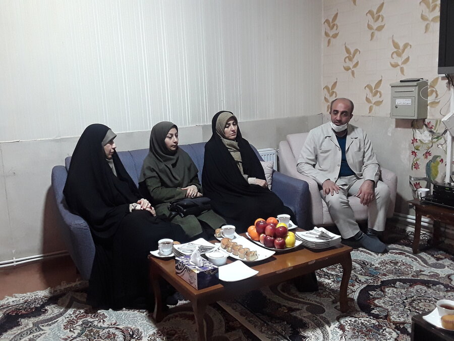 بازدید سرپرست دفتر امور زنان و خانواده استانداری قزوین از مرکز خانه سلامت و تلاش قزوین 