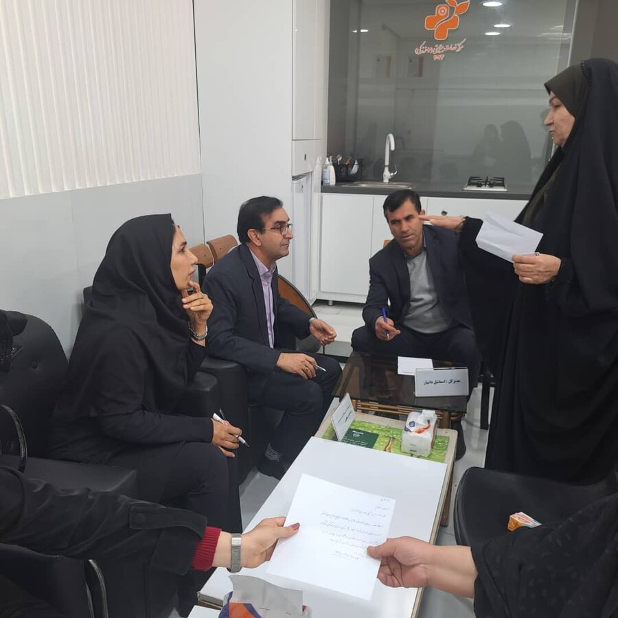 ملاقات مردمی