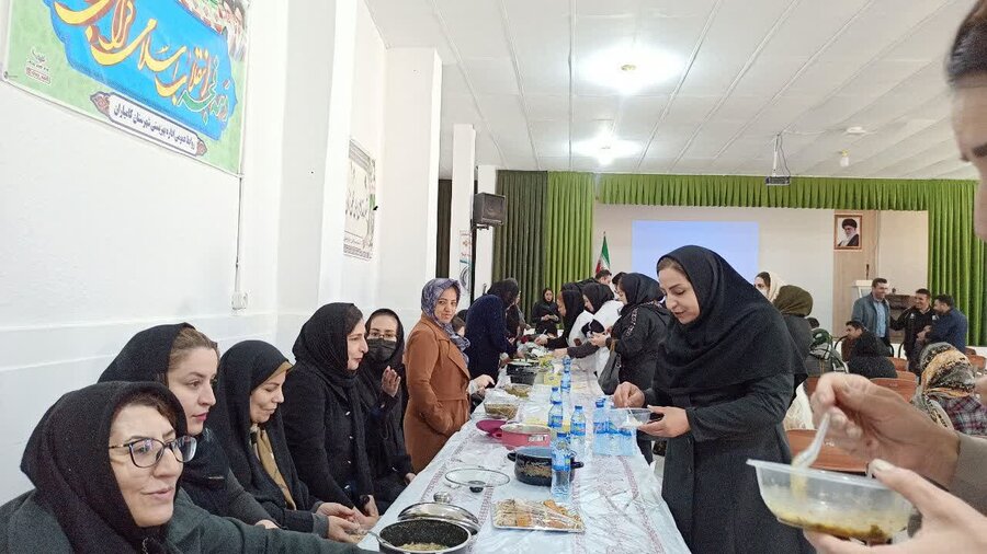 جشنواره غذاهای بومی‌ محلی بانوان سرپرست خانوار در کامیاران