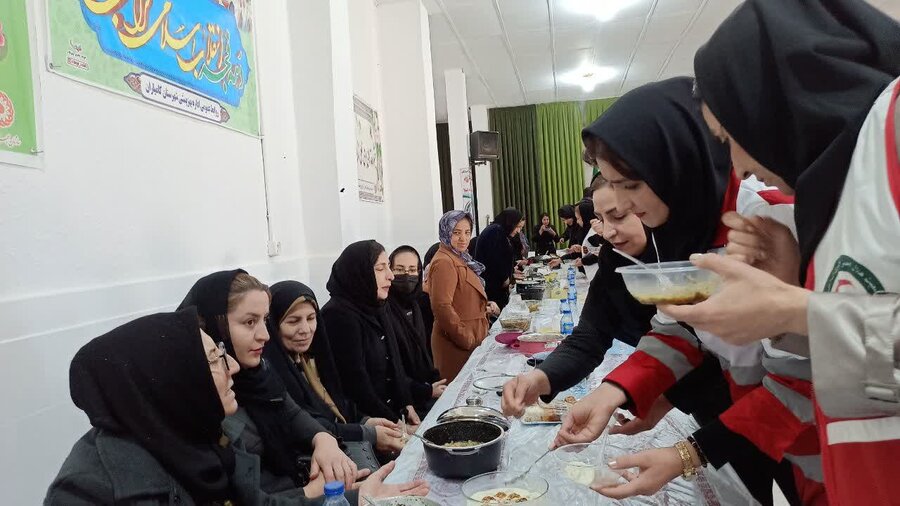 جشنواره غذاهای بومی‌ محلی بانوان سرپرست خانوار در کامیاران