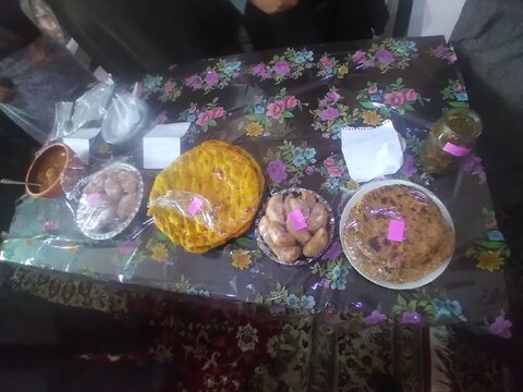 جشنواره غذاهای سنتی و بومی و محلی جامعه هدف تحت پوشش بهزیستی  اشتهارد برگزار شد