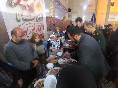 جشنواره غذاهای سنتی و بومی و محلی جامعه هدف تحت پوشش بهزیستی  اشتهارد برگزار شد