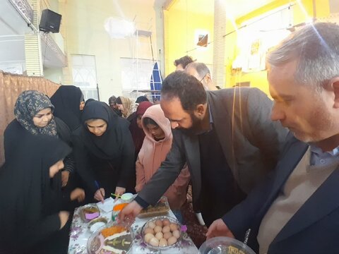 جشنواره غذاهای سنتی و بومی و محلی جامعه هدف تحت پوشش بهزیستی  اشتهارد برگزار شد