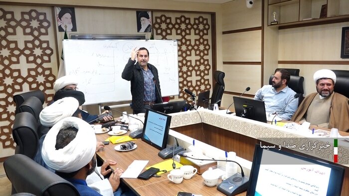 برگزاری کارگاه تخصصی آسیب‌های اجتماعی با حضور نخبگان کشور