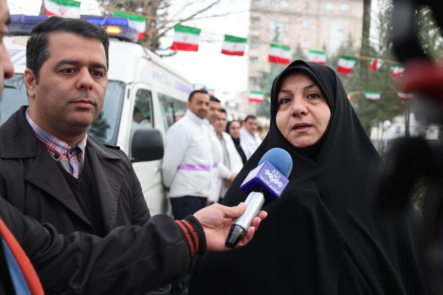 ویدئو |مصاحبه مدیرکل بهزیستی مازندران با صدا و سیما در برنامه مانور خودروهای خدمات سیار اورژانس اجتماعی 