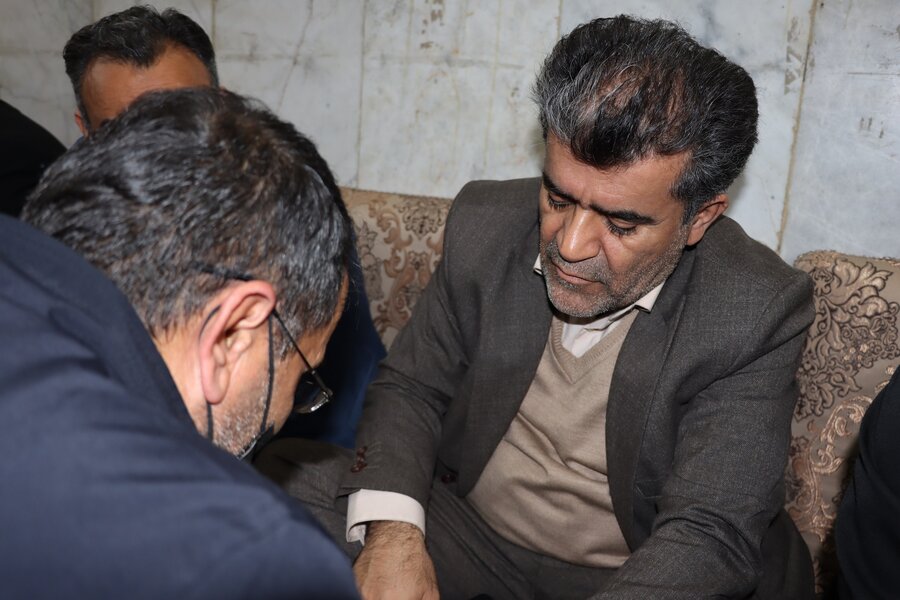 "ده شب،ده مسجد"