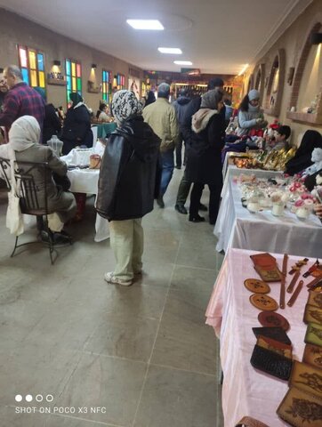برپایی نمایشگاه صنایع  و هنرهای دستی در پارک تاجیکستان کرج