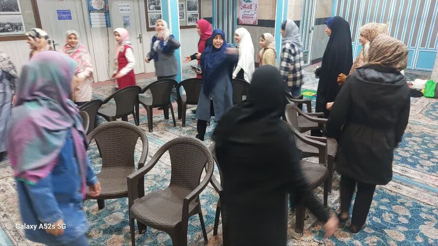 مراسم شادی و نشاط برای مادران و فرزندان تحت سرپرستی بهزیستی شهرستان کرج