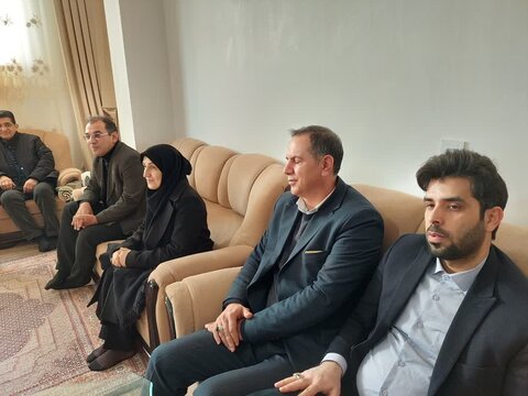 آ-شرقی