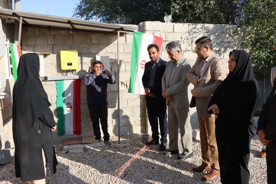 دشتی| افتتاح ۱۸ واحد نیروگاه کوچک مقیاس جامعه هدف بهزیستی در شهرستان دشتی به مناسبت دهه فجر