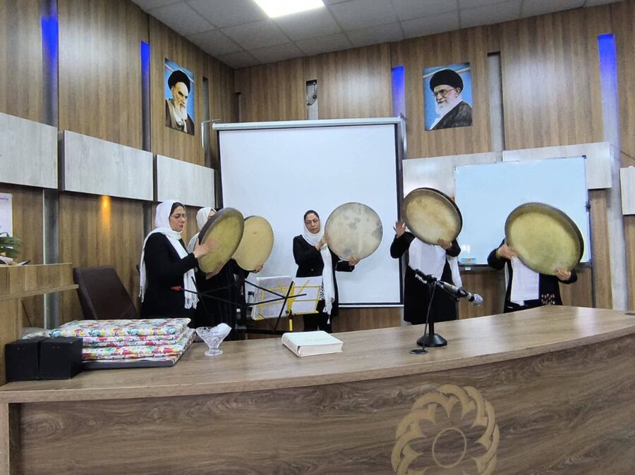 شهریار | جشن پیروزی انقلاب در ستاد بهزیستی شهرستان برگزار شد