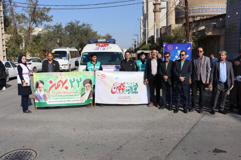 حضور پرشور کارکنان  و جامعه هدف بهزیستی خوزستان در راهپیمایی ۲۲ بهمن
