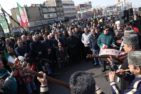 راهپیمایی ۲۲ بهمن