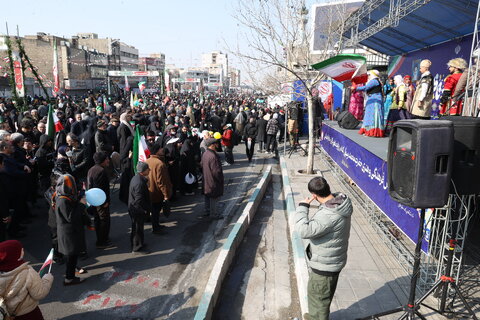 راهپیمایی ۲۲ بهمن