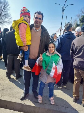 حضور رئیس ، کارکنان و جامعه هدف بهزیستی شهرستان طالقان در راهپیمایی ۲۲ بهمن