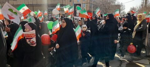 چهارباغ | حضور پرشور خانواده بزرگ بهزیستی شهرستان چهارباغ در راهپیمایی ۲۲ بهمن