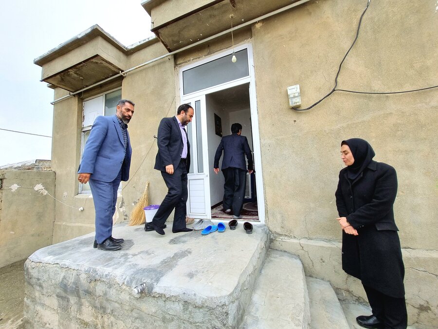 بازدید مدیرکل از منزل مددجویان