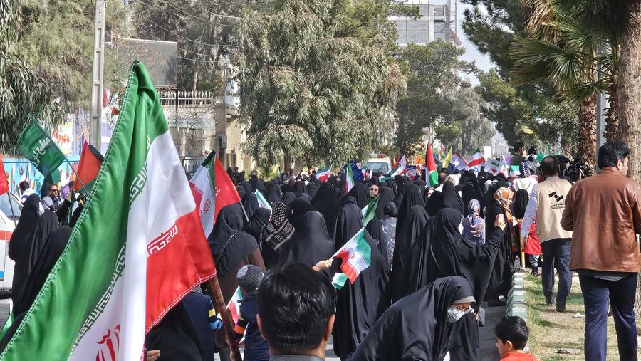 حضور پرسنل بهزیستی سیستان و بلوچستان در راهپیمایی ۲۲ بهمن