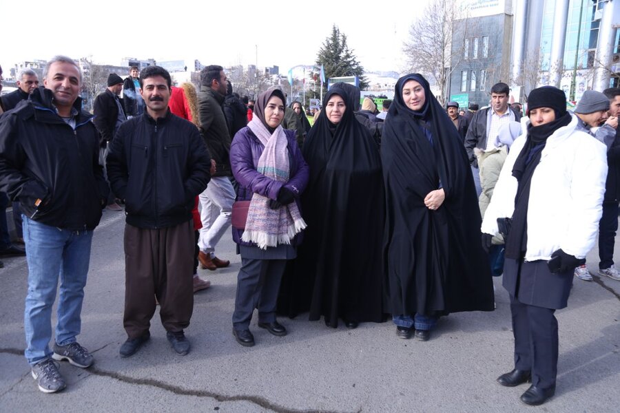 فجر چهل و ششم | حضور مدیرکل و کارکنان بهزیستی کردستان در راهپیمایی یوم الله ۲۲بهمن
