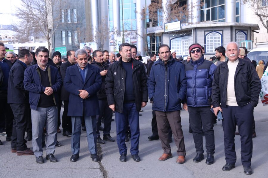 فجر چهل و ششم | حضور مدیرکل و کارکنان بهزیستی کردستان در راهپیمایی یوم الله ۲۲بهمن
