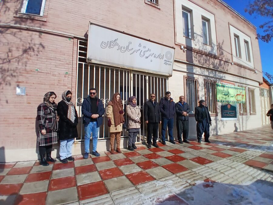 تجلی حضور کارکنان و جامعه هدف سازمان بهزیستی استان کردستان در راهپیمایی ۲۲ بهمن