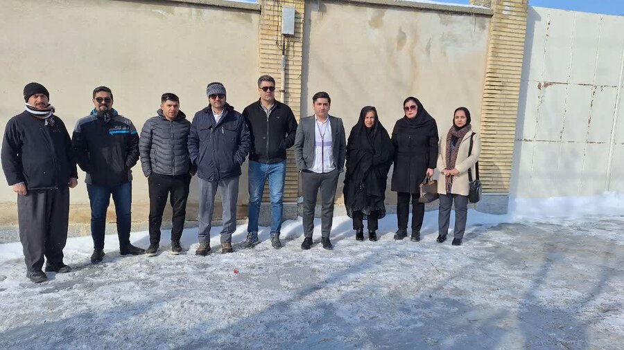 تجلی حضور کارکنان و جامعه هدف سازمان بهزیستی استان کردستان در راهپیمایی ۲۲ بهمن