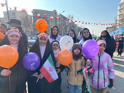 برپایی غرفه اداره کل بهزیستی استان البرز در محل راهپیمایی بزرگ سالگرد پیروزی انقلاب اسلامی ایران