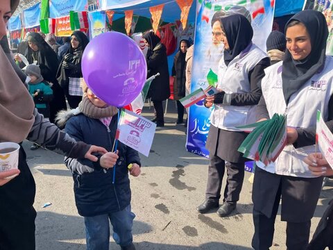 برپایی غرفه اداره کل بهزیستی استان البرز در محل راهپیمایی بزرگ سالگرد پیروزی انقلاب اسلامی ایران