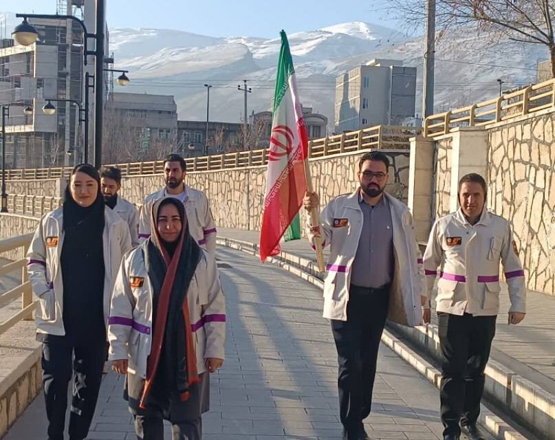 پیاده‌روی کارکنان اورژانس اجتماعی ماکو به مناسبت دهه فجر