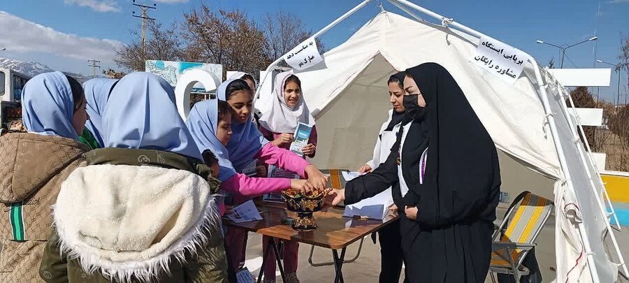 برپایی پایگاه مشاوره رایگان در چالدران