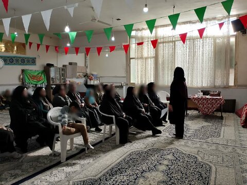 ساوجبلاغ | طرح آگاهسازی زنان و دختران با تاکید بر خود مراقبتی خاتم اجرا شد