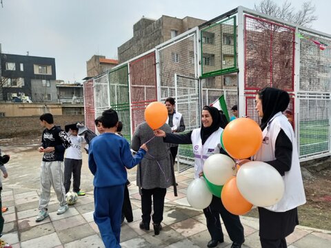 ساوجبلاغ | اجرای پیاده روی نمادین پرسنل اورژانس اجتماعی در سطح شهر هشتگرد