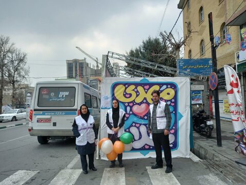 ساوجبلاغ | اجرای پیاده روی نمادین پرسنل اورژانس اجتماعی در سطح شهر هشتگرد