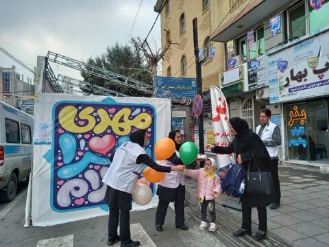 ساوجبلاغ | اجرای پیاده روی نمادین پرسنل اورژانس اجتماعی در سطح شهر هشتگرد