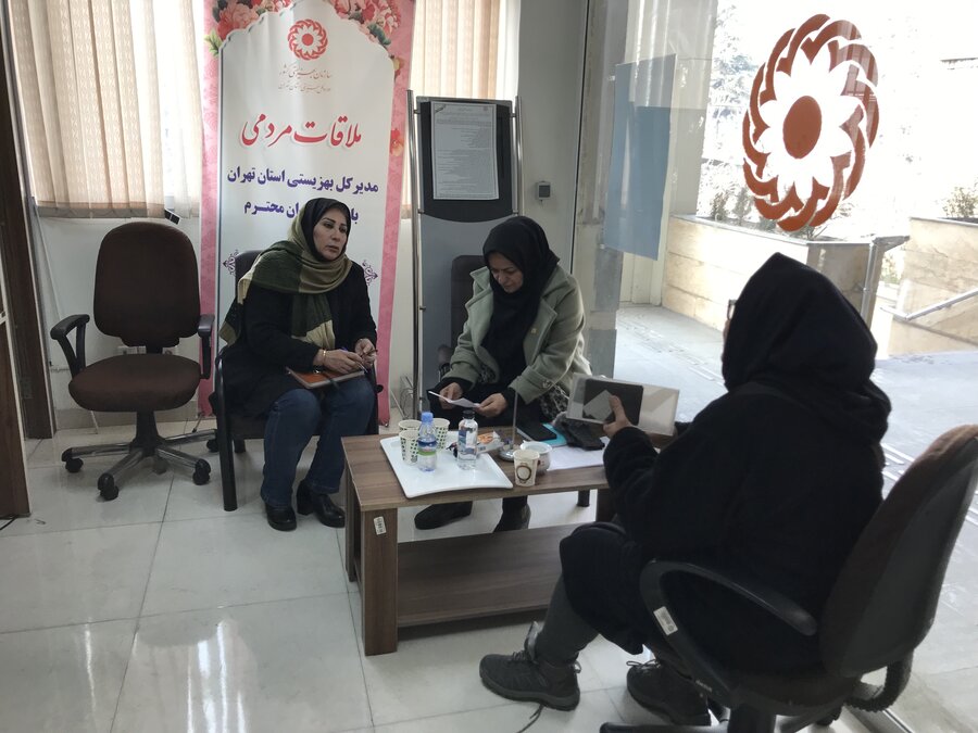 میز ارتباطات مردمی