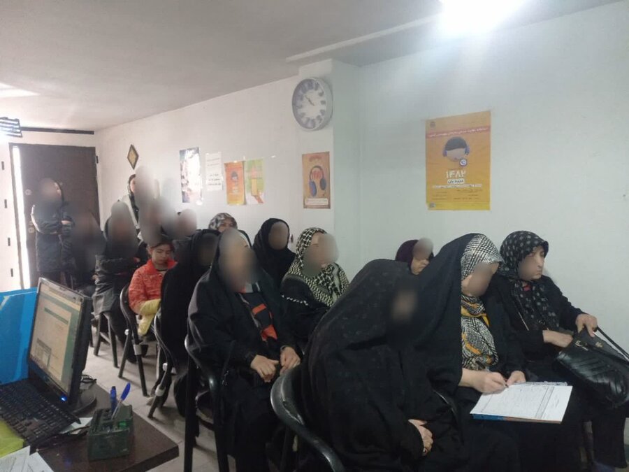 نظرآباد | کارگاه آموزشی کنترل فشار خون و تغذیه سالم در شهرستان نظرآباد برگزار شد