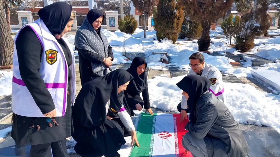 تجدید میثاق کارکنان بهزیستی سلماس با شهدا