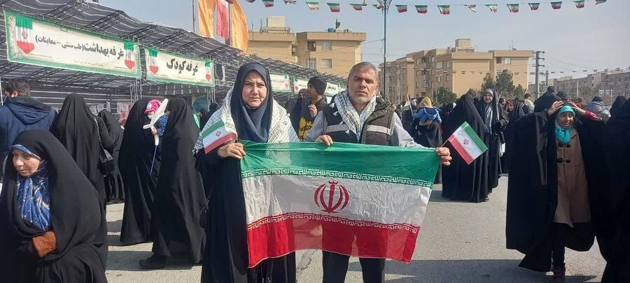 ملارد | حضور پرسنل اداره بهزیستی در راهپیمایی ٢٢ بهمن