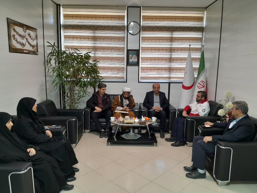 دیدار مدیران بهزیستی و هلال احمر استان قم