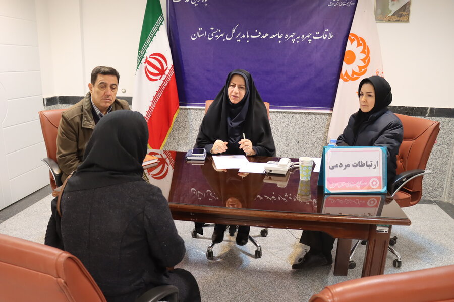 دیدار  مردمی سرپرست بهزیستی استان با گروه های هدف تحت حمایت
