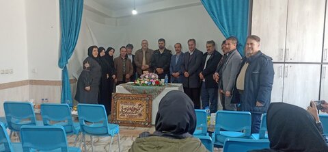 آذر-شرقی.