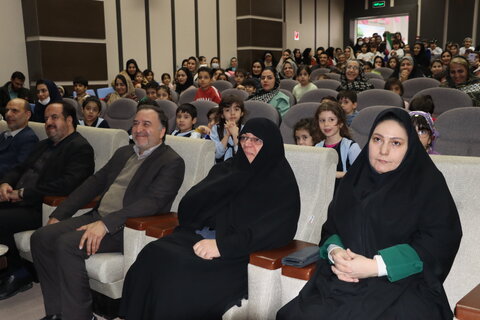 گزارش تصویری ابرگزاری جشن رویداد ملی چندقلوها، با شعار آرزوی ایران جوان ویژه حمایت از خانواده های دارای فرزند چندقلو