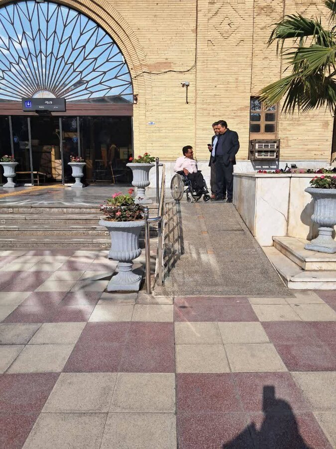 بازدید میدانی از وضعیت مناسب سازی ایستگاه راه‌آهن و فرودگاه اهواز