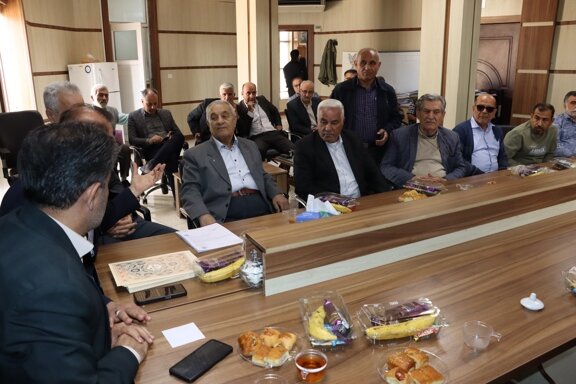 تقدیر از بازنشستگان