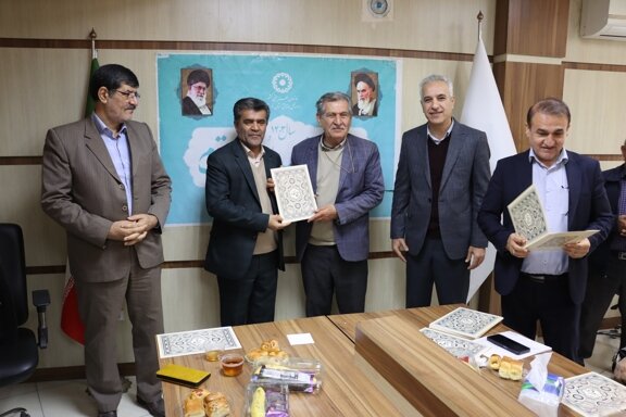 تقدیر از بازنشستگان