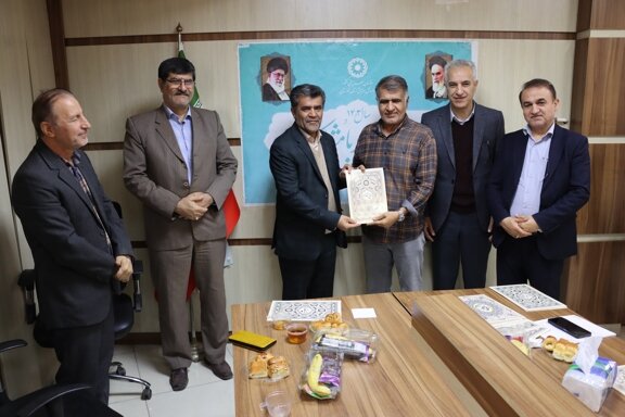 نشست صمیمی مدیرکل بهزیستی خوزستان با همکاران بازنشسته