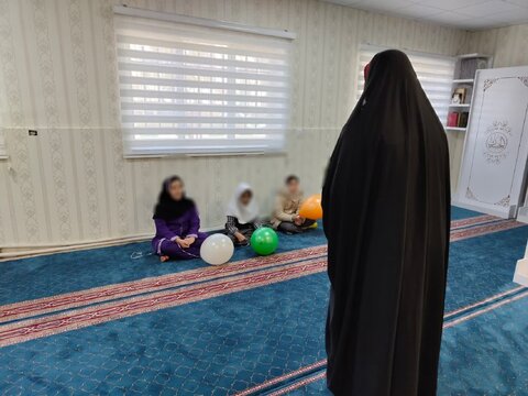 ساوجبلاغ |کلاس آموزش احکام شرعی ویژه دختران ۹ ساله جامعه هدف بهزیستی برگزار شد